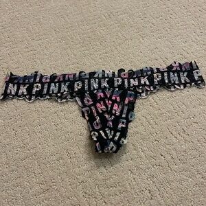 Victoria’s Secret PINK size M.